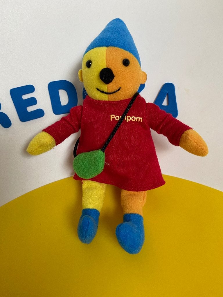 K2370 pompom pom pom popje 18 cm, Ophalen of Verzenden, Zo goed als nieuw, Overige typen