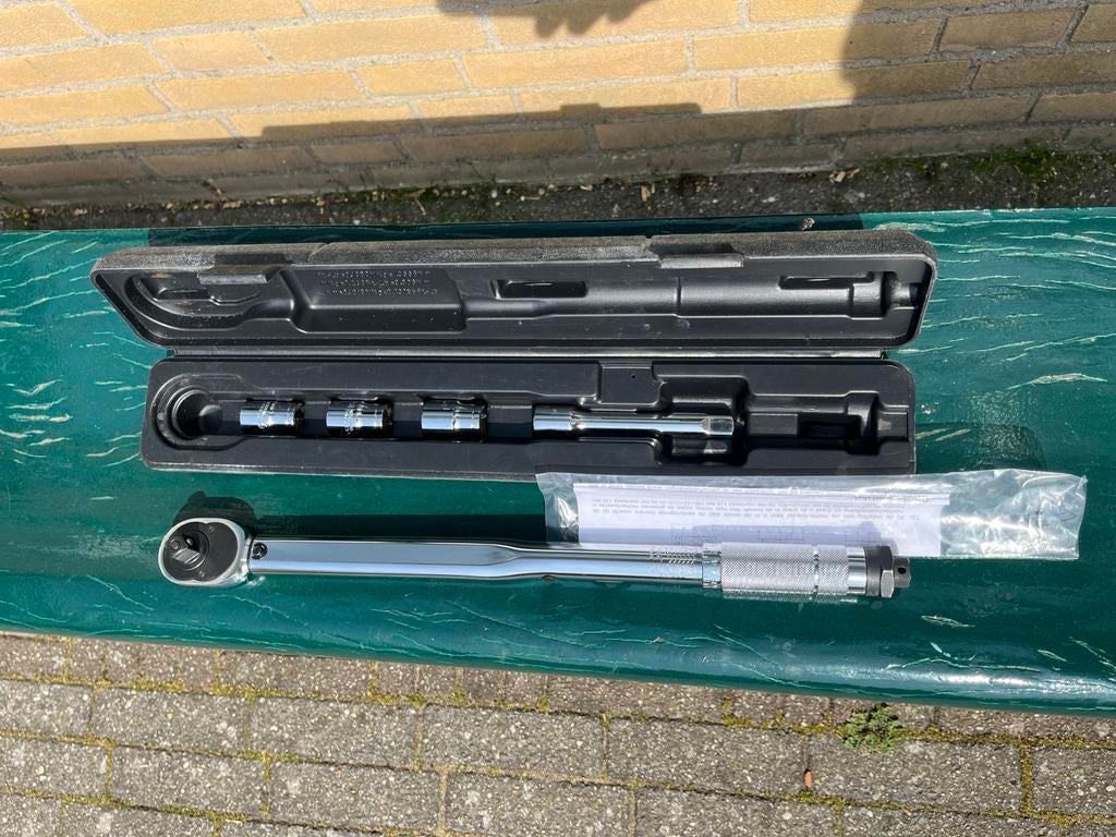 Momentsleutel met doppen set in koffer, Ophalen of Verzenden, Nieuw