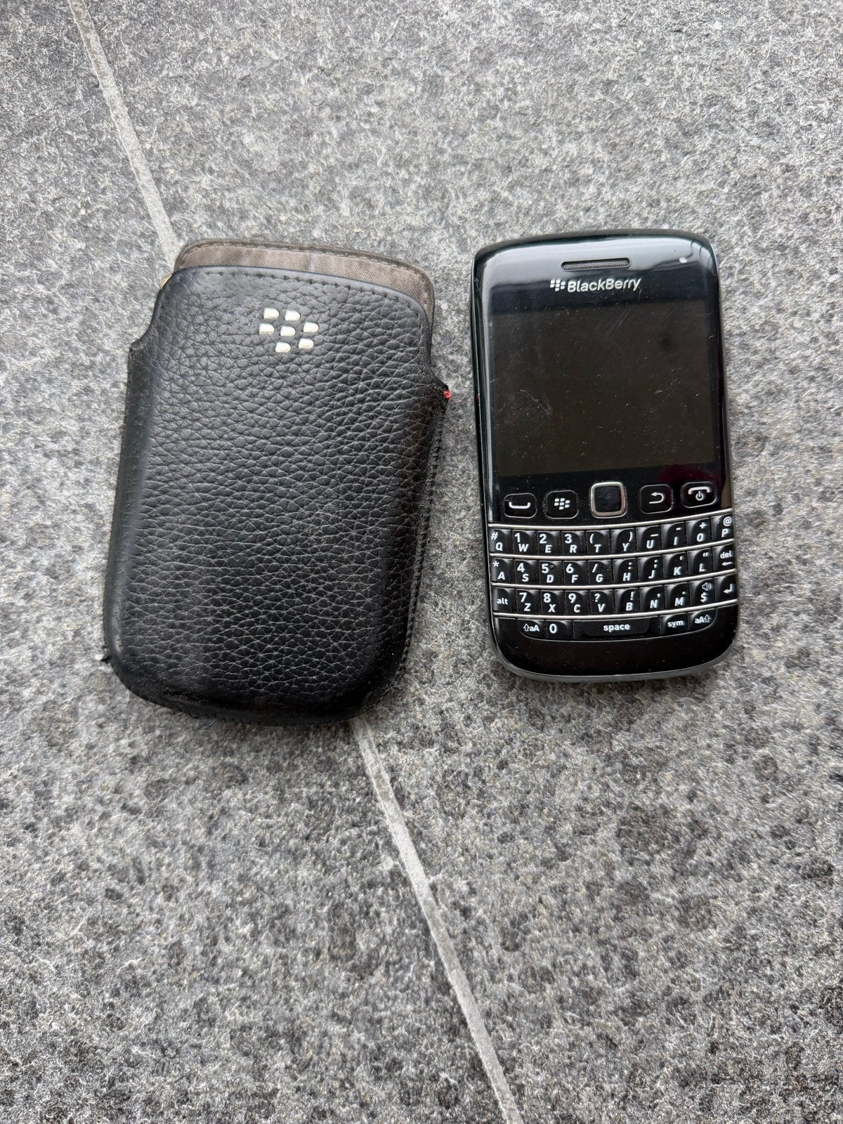 BlackBerry, Sony Ericsson Xperia, Sony, Telecommunicatie, Mobiele telefoons | Sony, Gebruikt, Overige modellen, Geen camera, Zwart