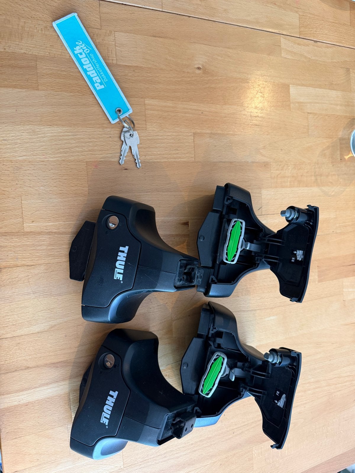 Thule Rapid 754 voetenset met kitset 1048 (Saab 9-5), Auto diversen, Dakdragers, Ophalen, Gebruikt