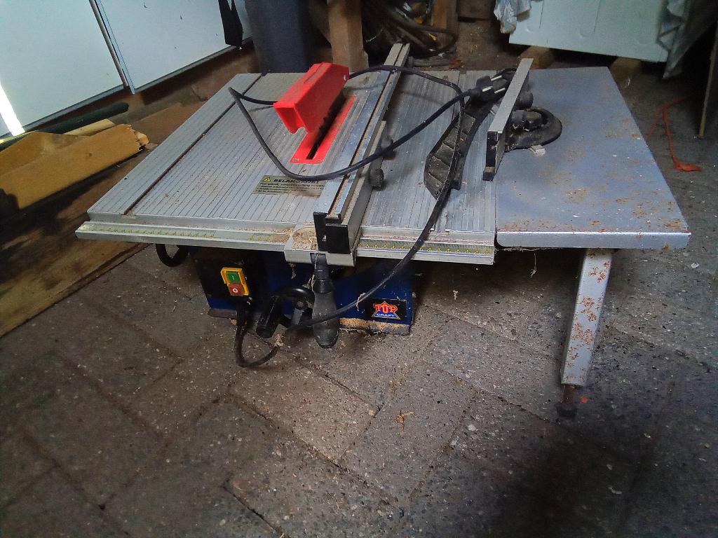 Cirkelzaag tafel, Ophalen, Minder dan 30 mm, Gebruikt, Cirkelzaag