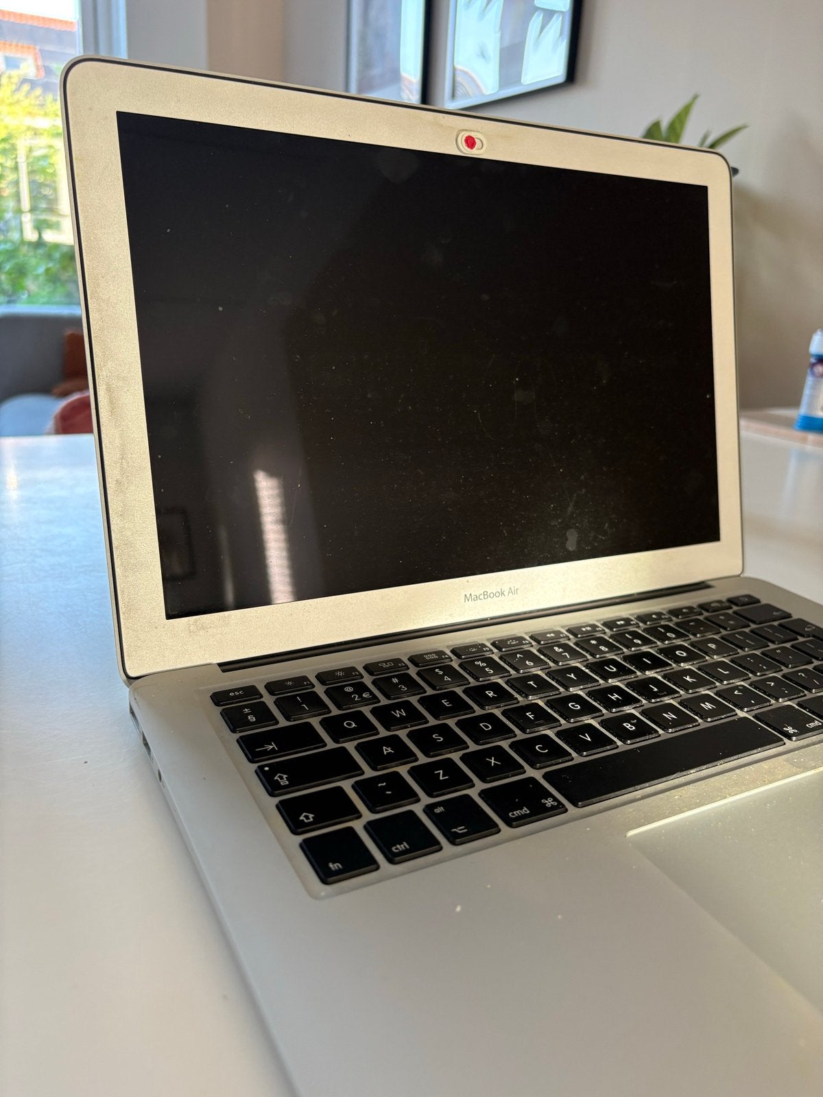 MacBook Air 13" (2015) - 4GB RAM, 128GB SSD, Computers en Software, Apple Macbooks, Gebruikt, Qwerty, 13 inch, Ophalen of Verzenden