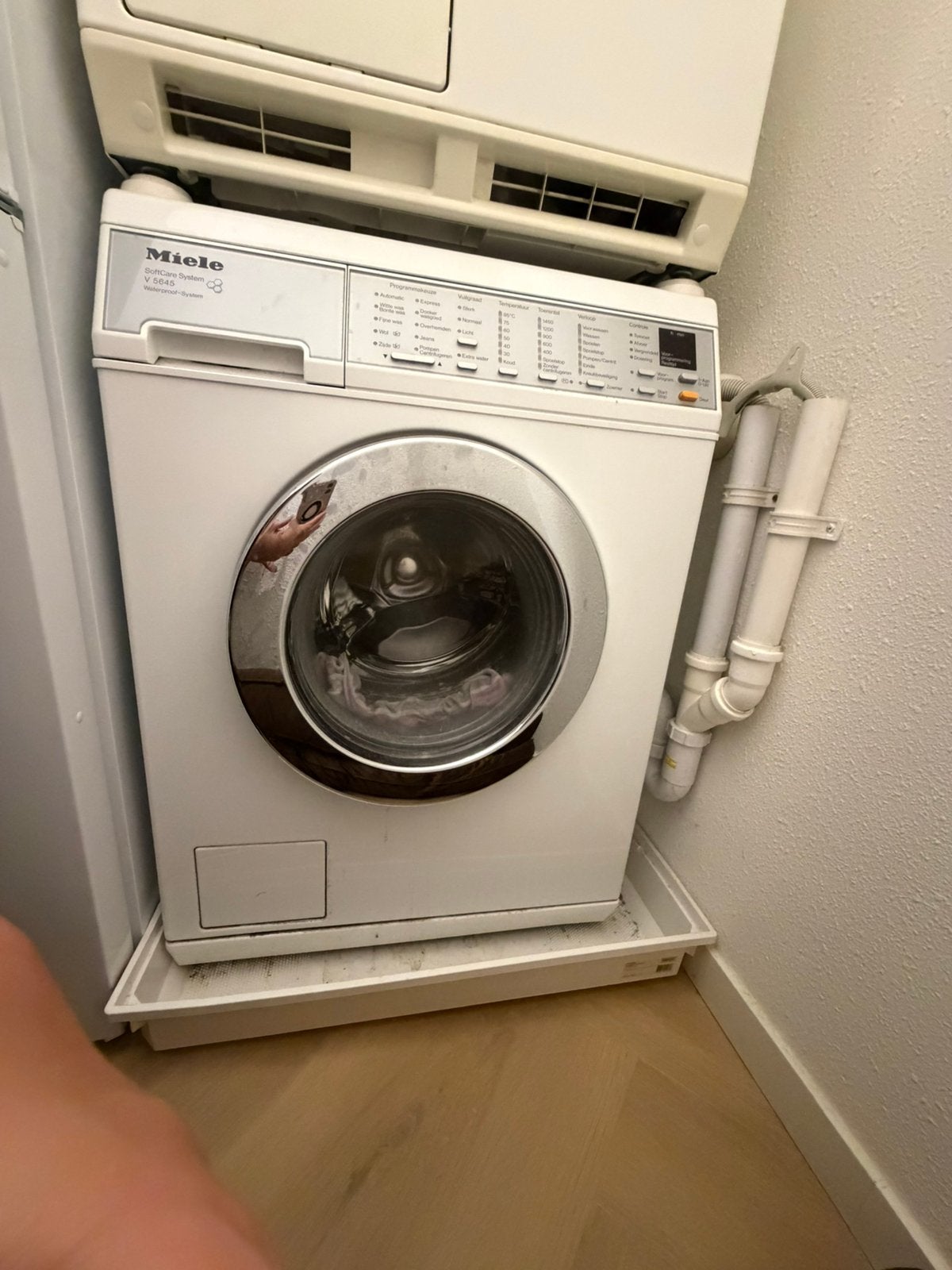 Miele V5645 - Wasmachine - 5 kg - 1400 tpm, Ophalen, Gebruikt, Voorlader, 85 tot 90 cm