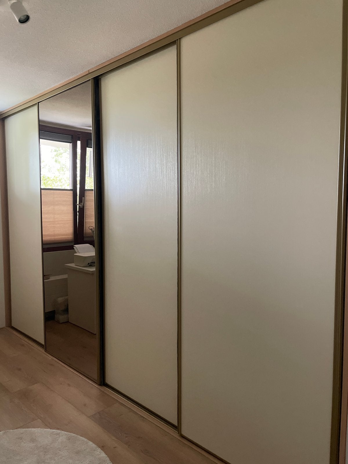 Gratis Schuifdeuren 4 stuks, Huis en Inrichting, Kasten | Kledingkasten, Ophalen, Gebruikt, 200 cm of meer, 50 tot 100 cm