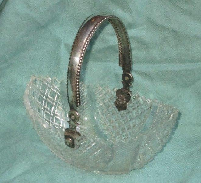 Antiek kristallen bonbonmandje met zilveren beugel, Antiek en Kunst, Ophalen of Verzenden, Zilver