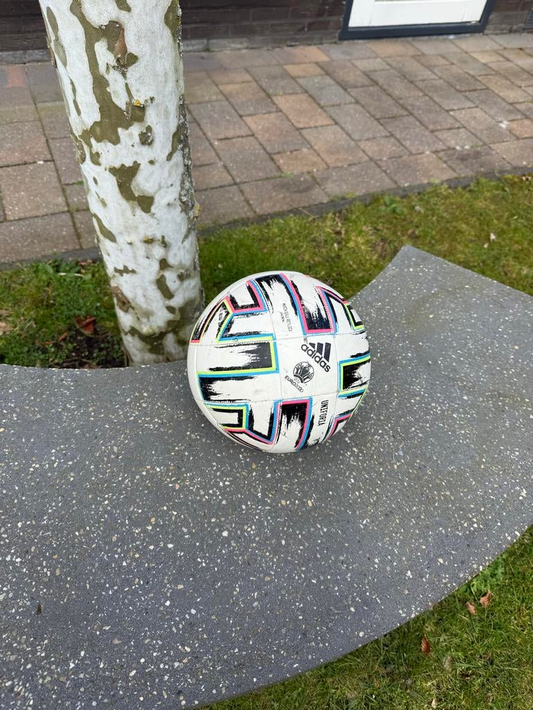 Adidas UEFA Euro 2020 Voetbal - Maat 5, Ophalen of Verzenden, Gebruikt, Bal