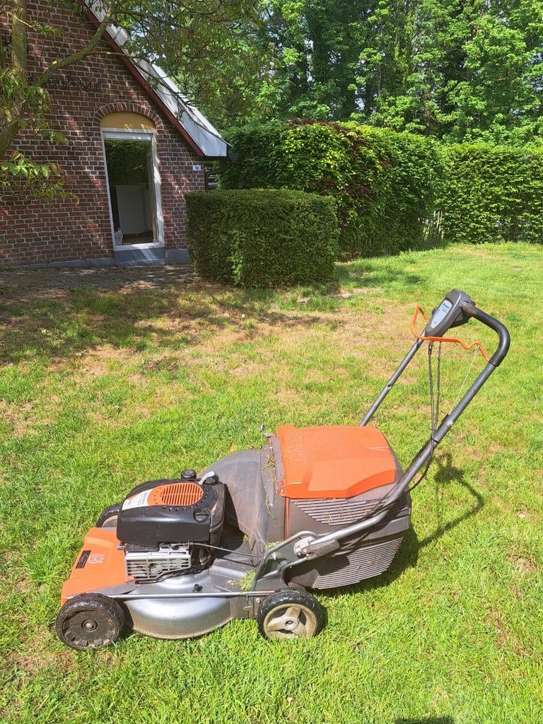 Husqvarna gazon maaier benzine, Tuin en Terras, Grasmaaiers, Ophalen, Gebruikt