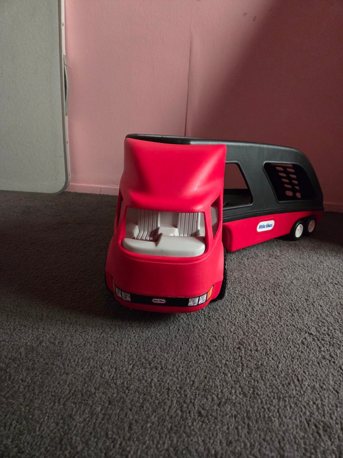 little likes vrachtwagen met 2 autos, Ophalen, Zo goed als nieuw