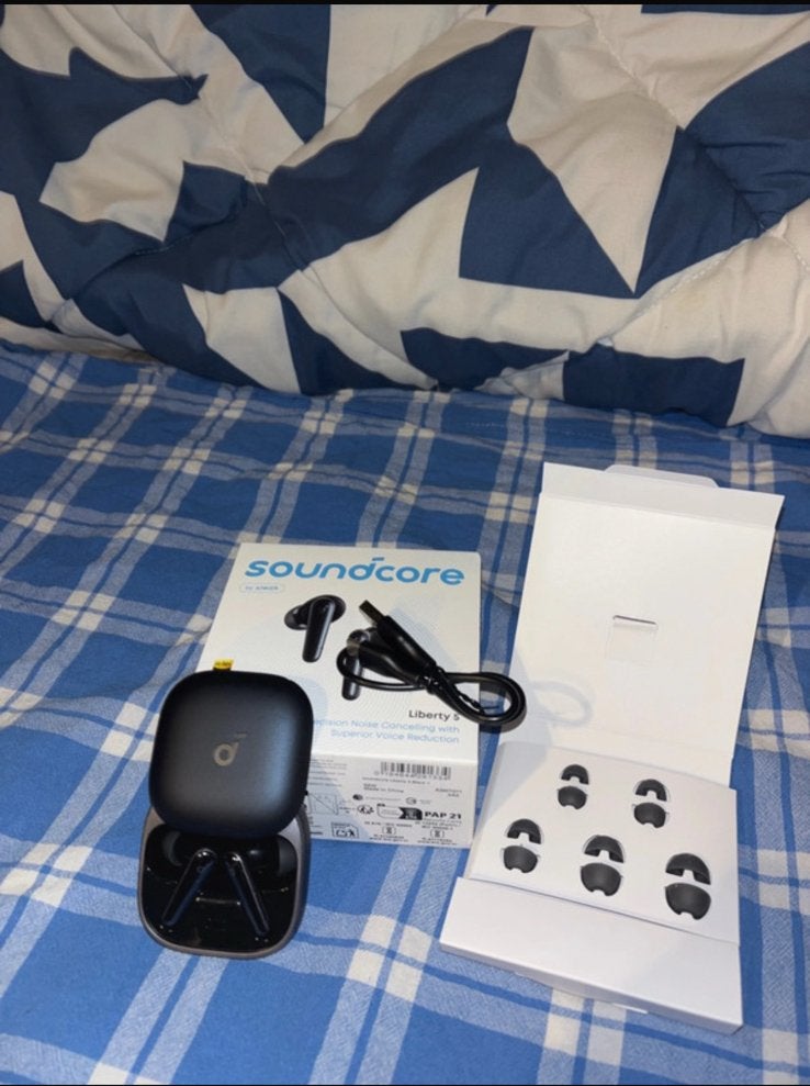 Soundcore Liberty 5 - Compleet in doos (ZGAN), Ophalen of Verzenden, Zo goed als nieuw