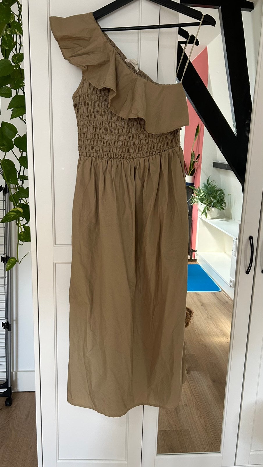 One shoulder ruffle dress, size S, Ophalen of Verzenden, Zo goed als nieuw, Maat 36 (S), Boven de knie