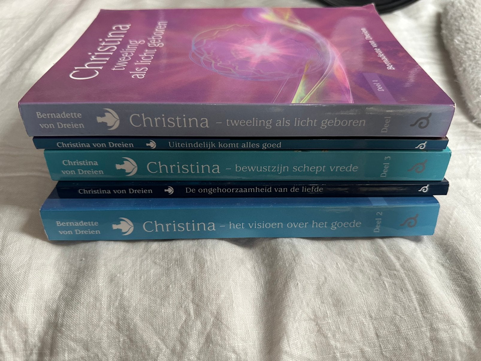 Christina von dreien 1,2,3 + liefde + alles goed, Ophalen of Verzenden, Zo goed als nieuw, Spiritualiteit algemeen, Overige typen