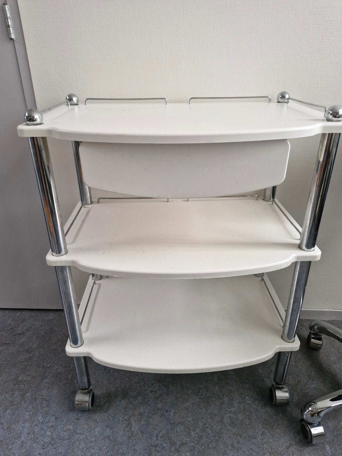 Werktafel pedicure schoonheidssalon, Ophalen, Gebruikt
