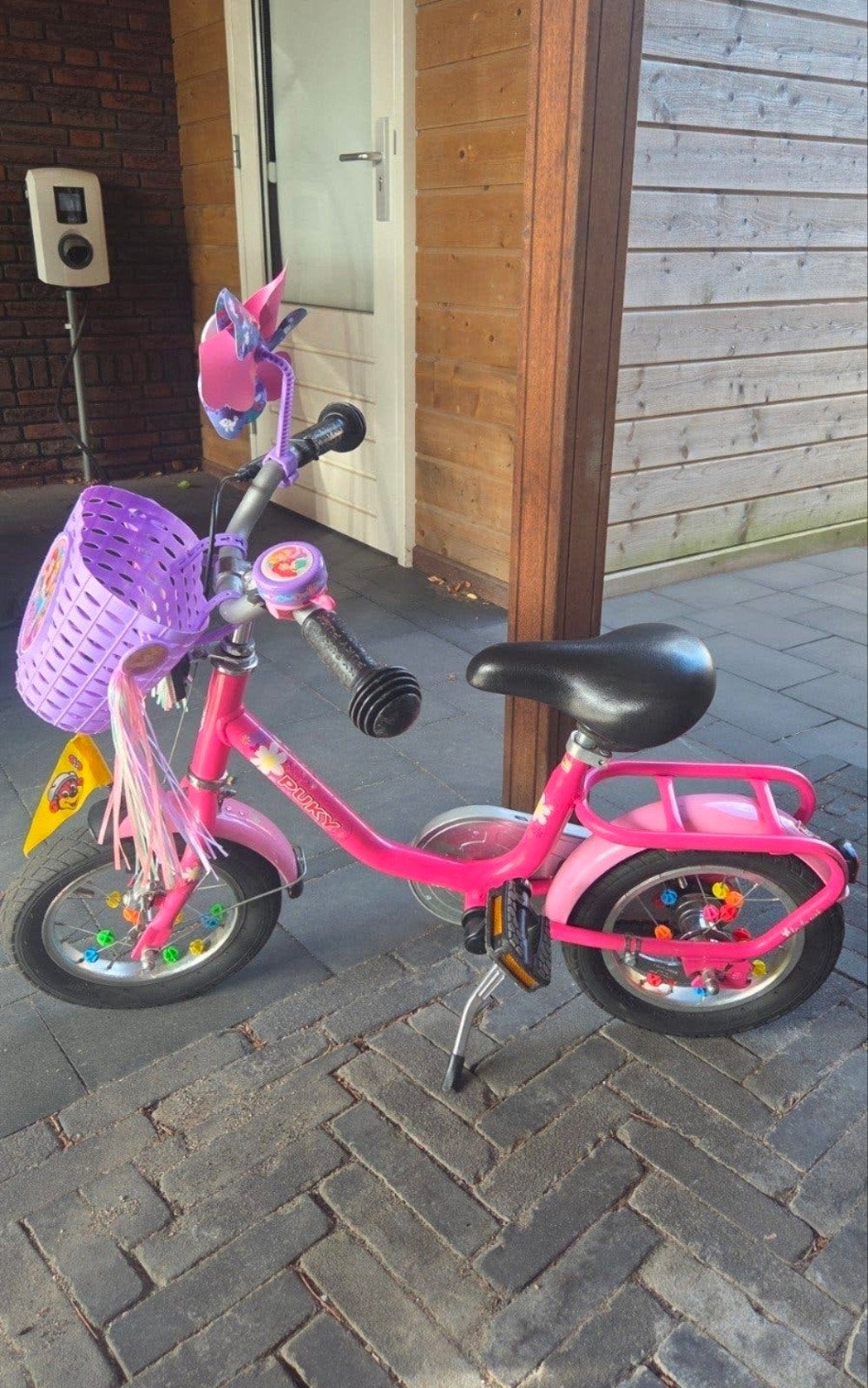 Roze Puky kinderfiets 12 inch met zijwieltjes en accessoires, Ophalen, Gebruikt, Minder dan 16 inch, Zijwieltjes