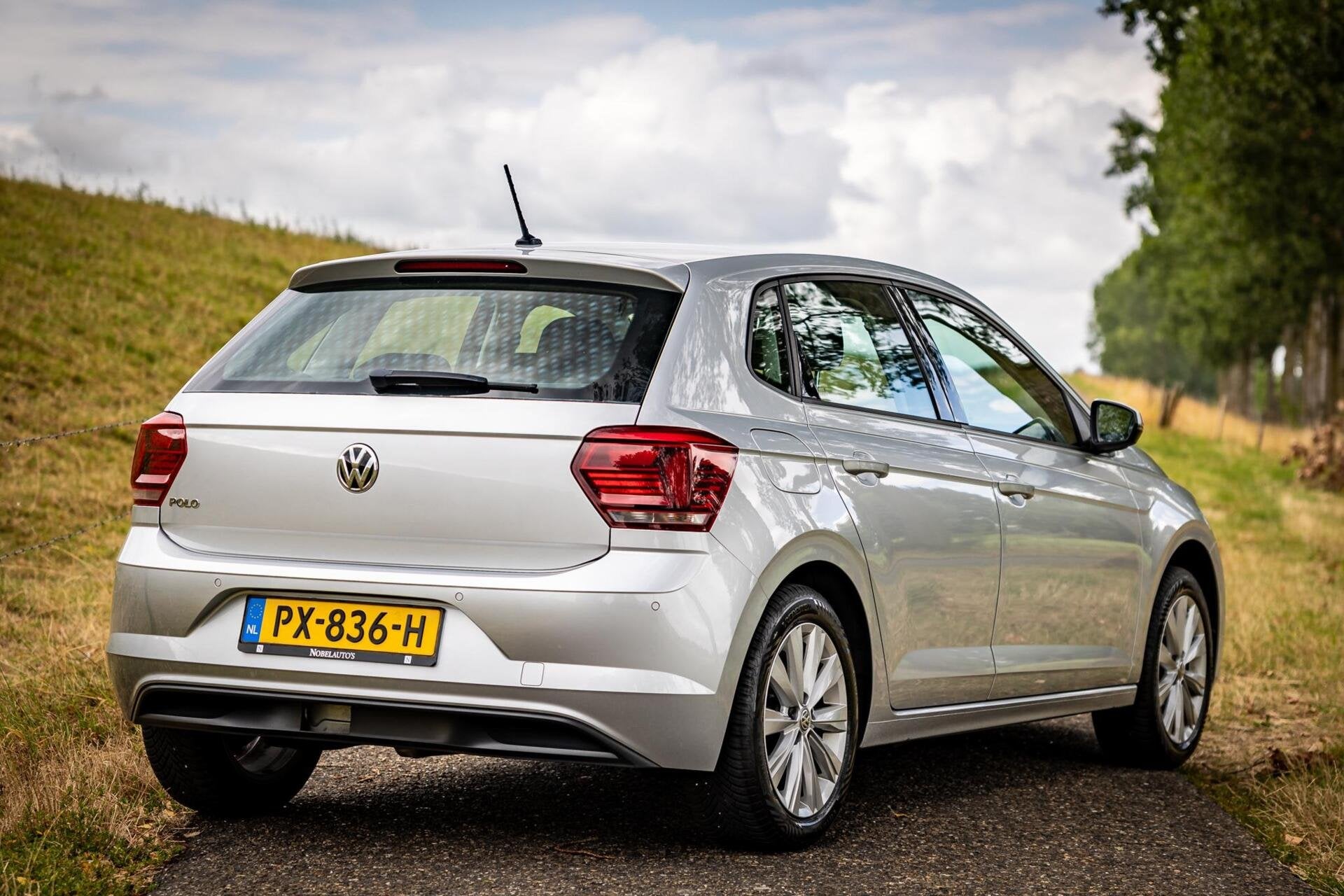 Volkswagen Polo 1.0 TSI Highline |Nap |Carplay |Trekhaak, Gebruikt, Euro 6, 95 pk, Met garantie (alle)