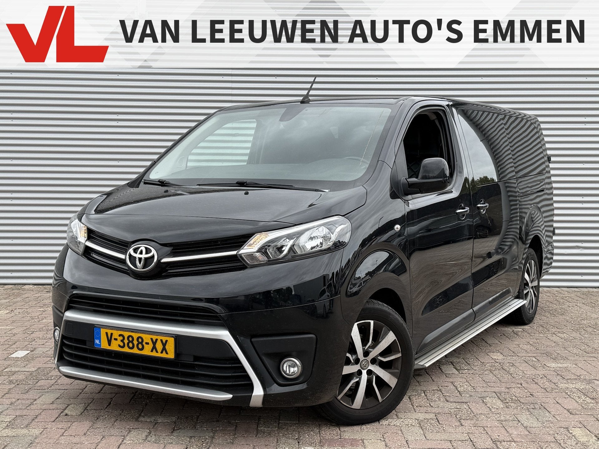 Toyota ProAce Worker 2.0 D-4D Professional Long | Nieuw Binn, Auto's, Gebruikt, 4 cilinders, Met garantie (alle), Zwart