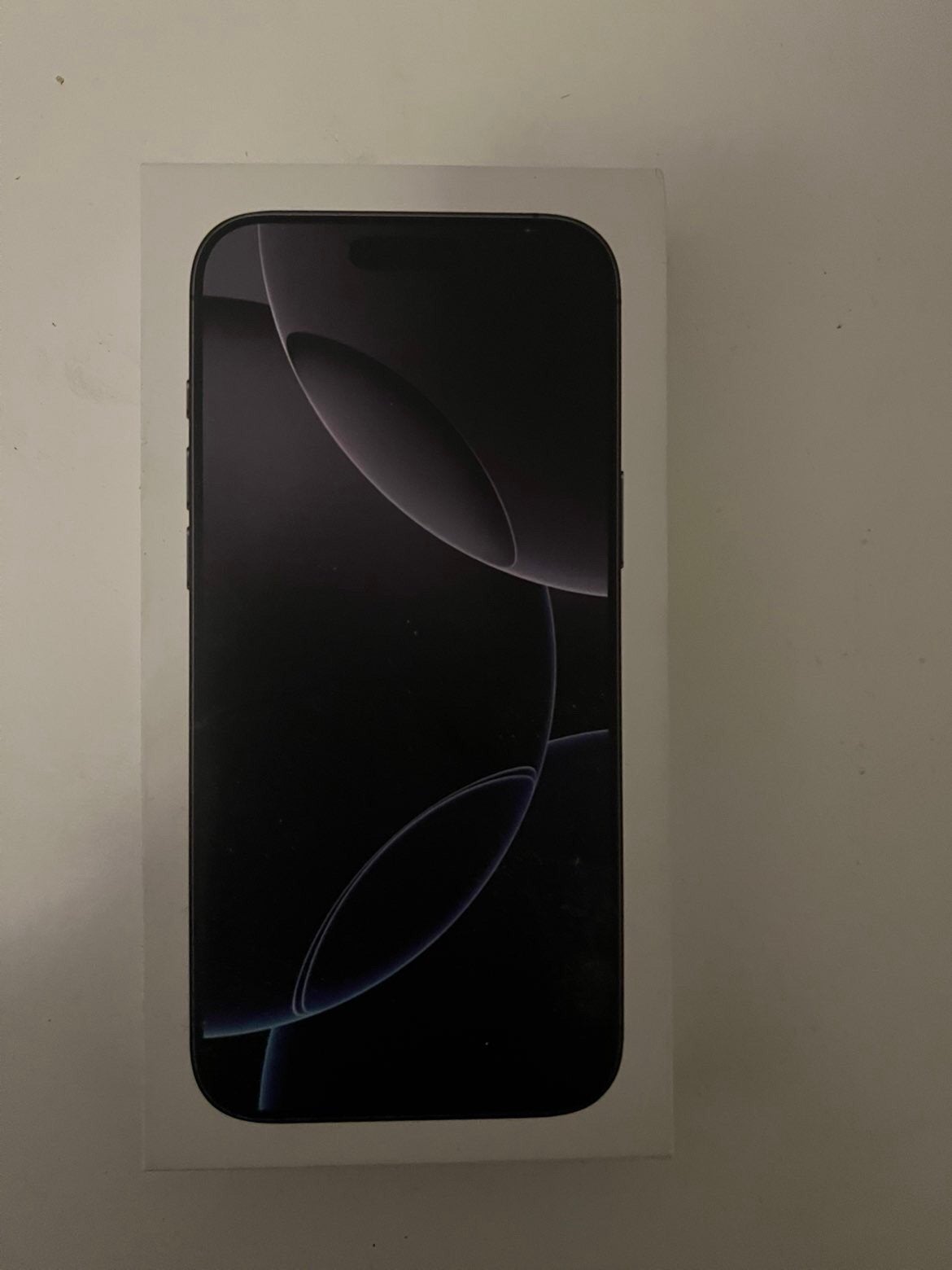 Iphone 16 pro max geseald, Telecommunicatie, Mobiele telefoons | Apple iPhone, Ophalen of Verzenden, Zo goed als nieuw, Zwart