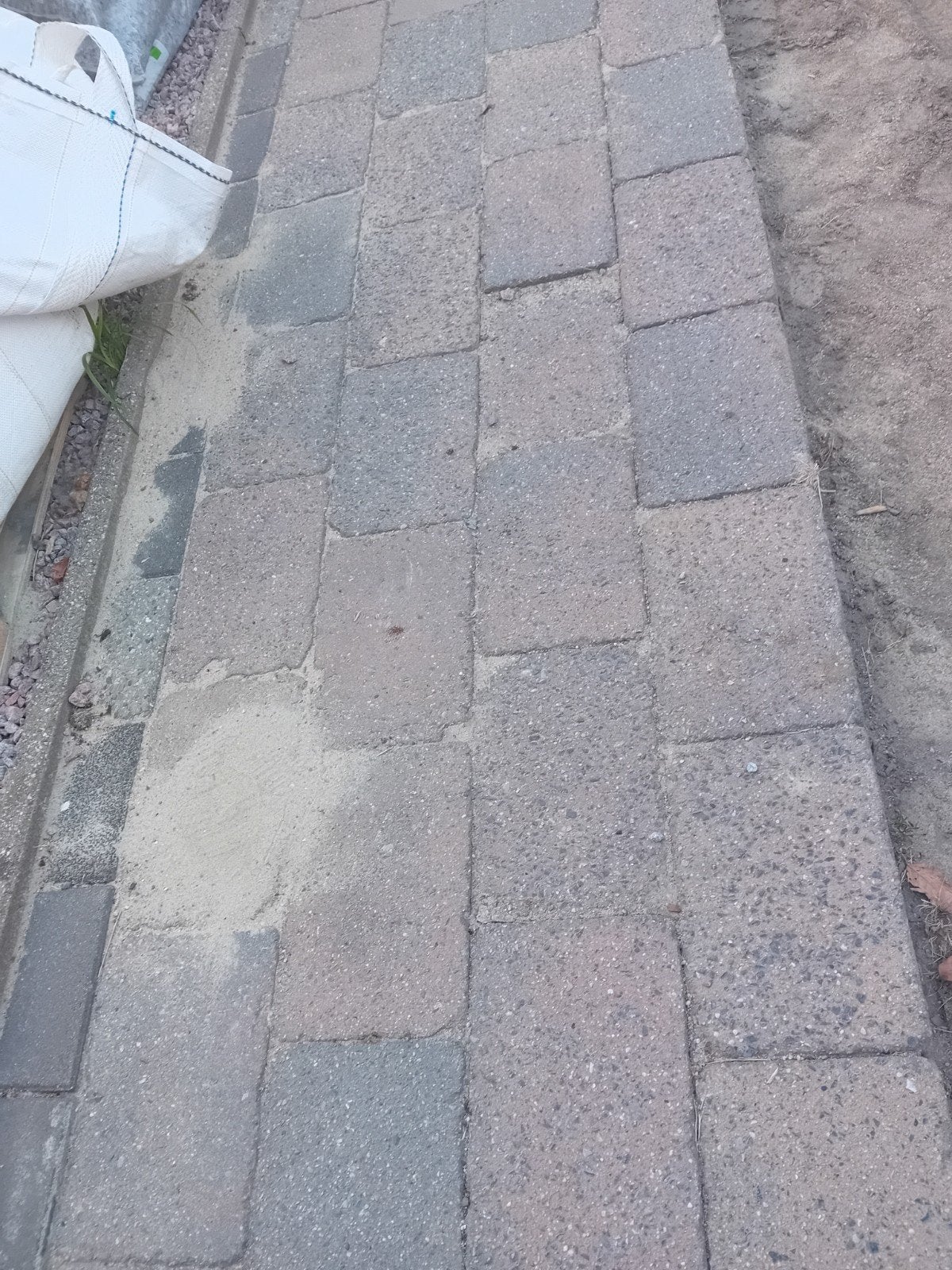 ca. 60 tegels 20 X 30 cm grijs rood - gratis / betontegels, Tuin en Terras, Tegels en Klinkers, Ophalen, Gebruikt, Minder dan 5 m²