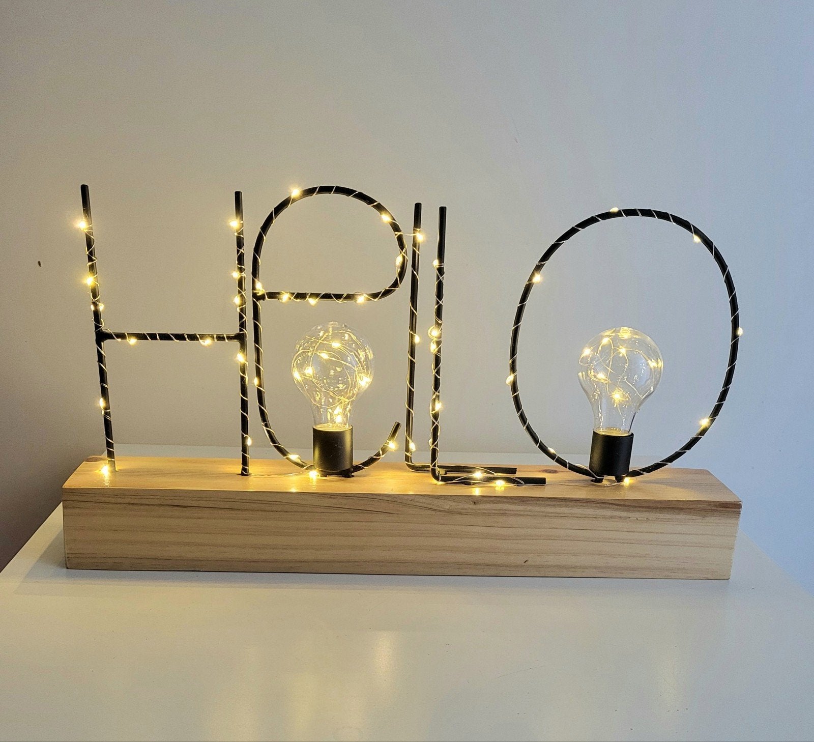 Decoratieve 'Hello' lamp met LED-verlichting, Huis en Inrichting, Lampen | Overige, Ophalen, Overige merken, Zwart, Zo goed als nieuw