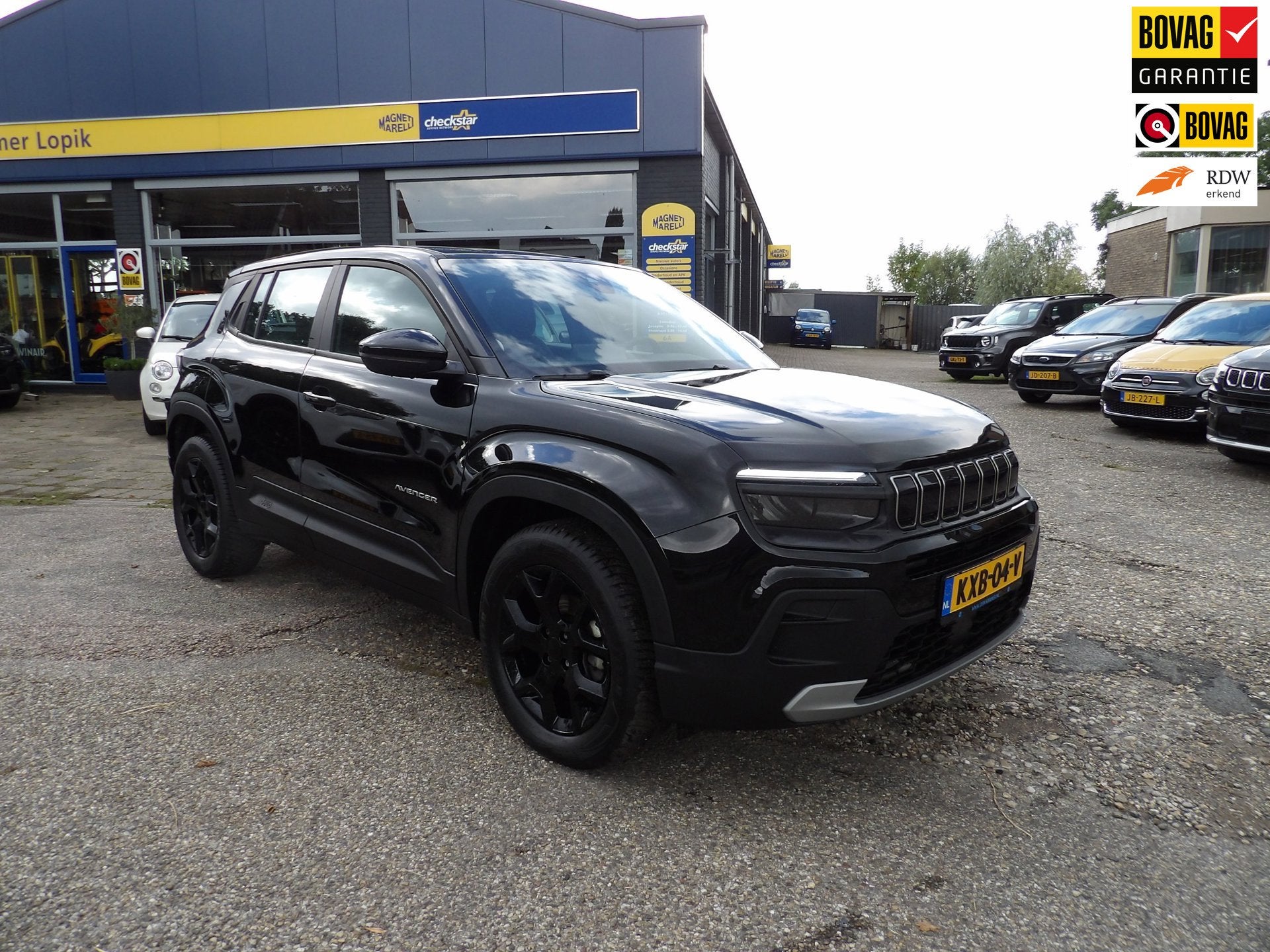 Jeep Avenger 1.2 Altitude / Rijklaarprijs, Voorwielaandrijving, 12 maanden, Gebruikt, Zwart
