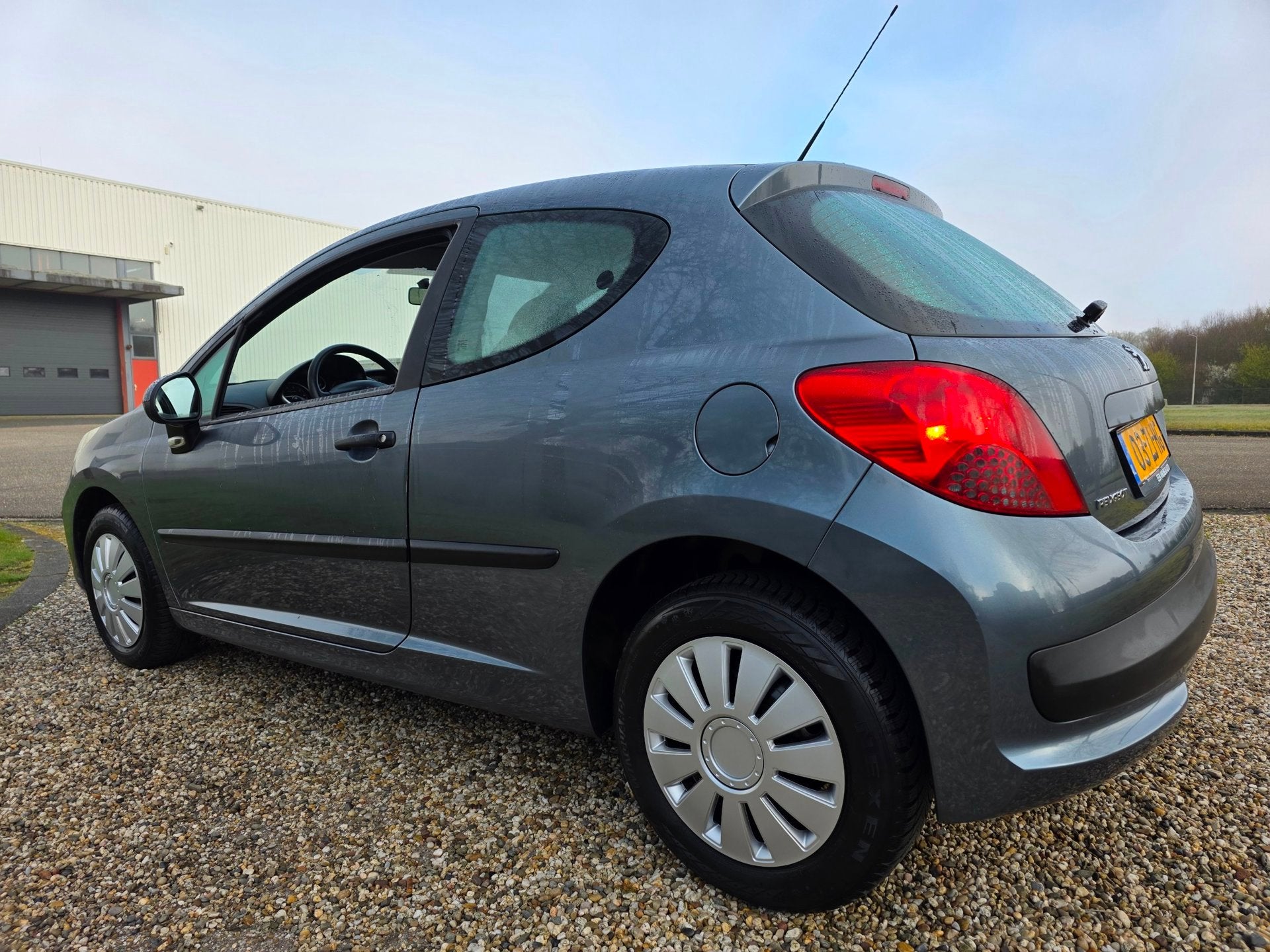 Peugeot 207 1.4 VTi XR AIRCO *apk:02:2027*, Auto's, Peugeot, Gebruikt, 49 €/maand, Origineel Nederlands, Bedrijf