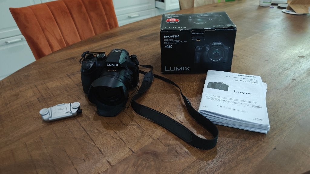 Panasonic Lumix DMC-FZ300 Bridgecamera, Audio, Tv en Foto, Ophalen, Panasonic, Geheugenkaart, Zo goed als nieuw