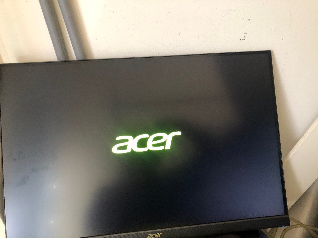 Foto 2 van Acer Monitor - Acer B7 B247Wbmiprx. Zo goed als nieuw