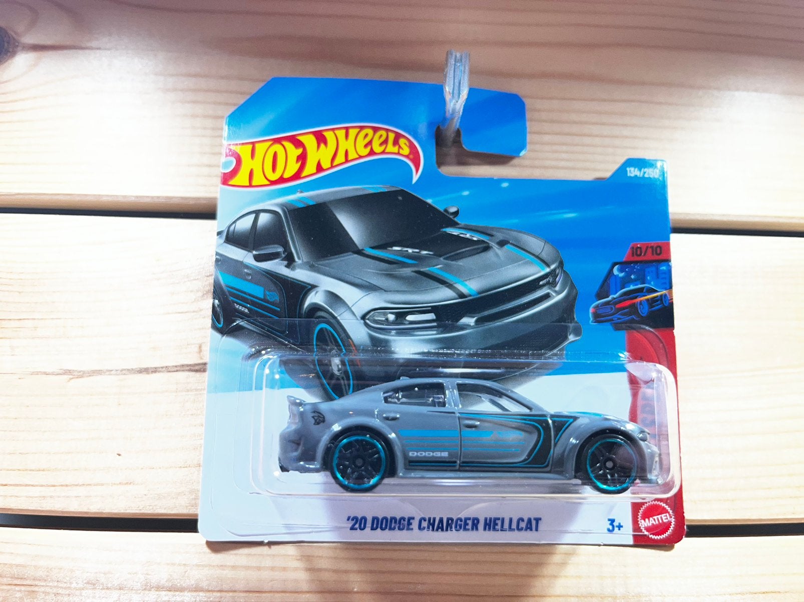 Dodge Charger SRT hotwheels, Hobby en Vrije tijd, Modelauto's | Overige schalen, Ophalen of Verzenden, Nieuw, Auto