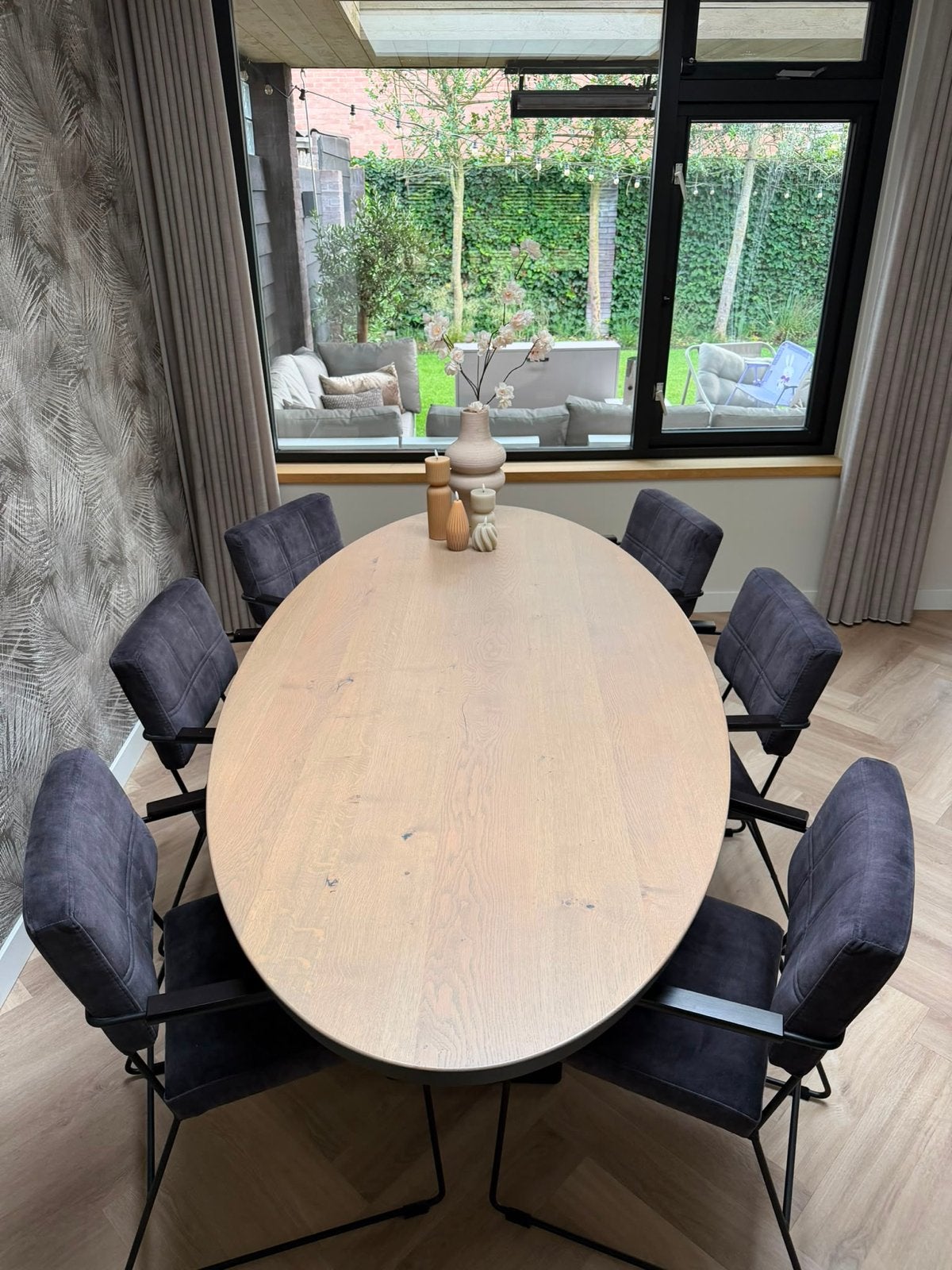 Ovale eiken eettafel met stalen onderstel 220x105, Ophalen, 100 tot 150 cm, 200 cm of meer, Zo goed als nieuw
