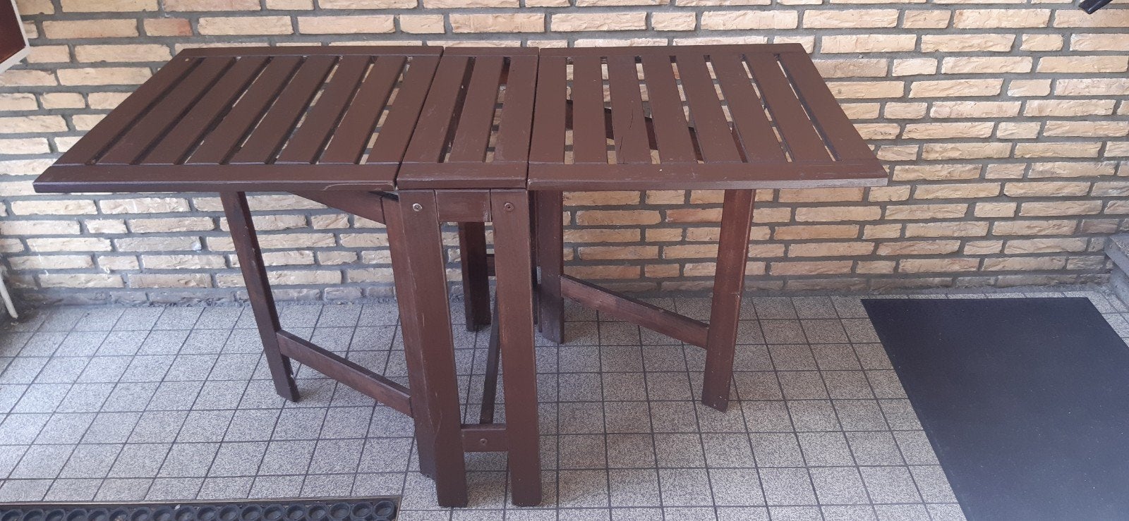 complete inklapbare applaro tuinset hout 1 tafel 3 stoelen, Ophalen, Gebruikt, 3 zitplaatsen, Tuinset
