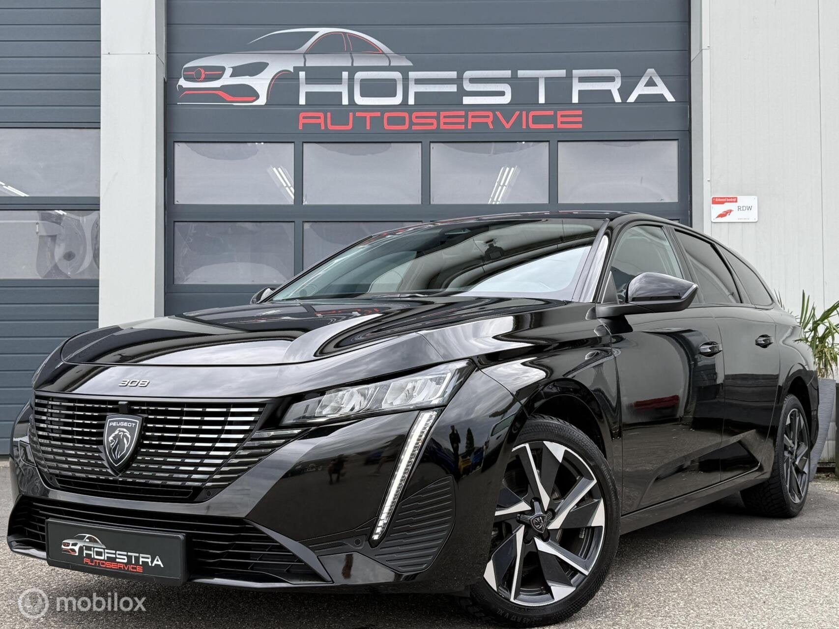 Peugeot 308 SW 1.2 PureTech Allure Pack Camera Trekhk Adapt-, Auto's, Voorwielaandrijving, 1199 cc, Parkeersensor, Zwart