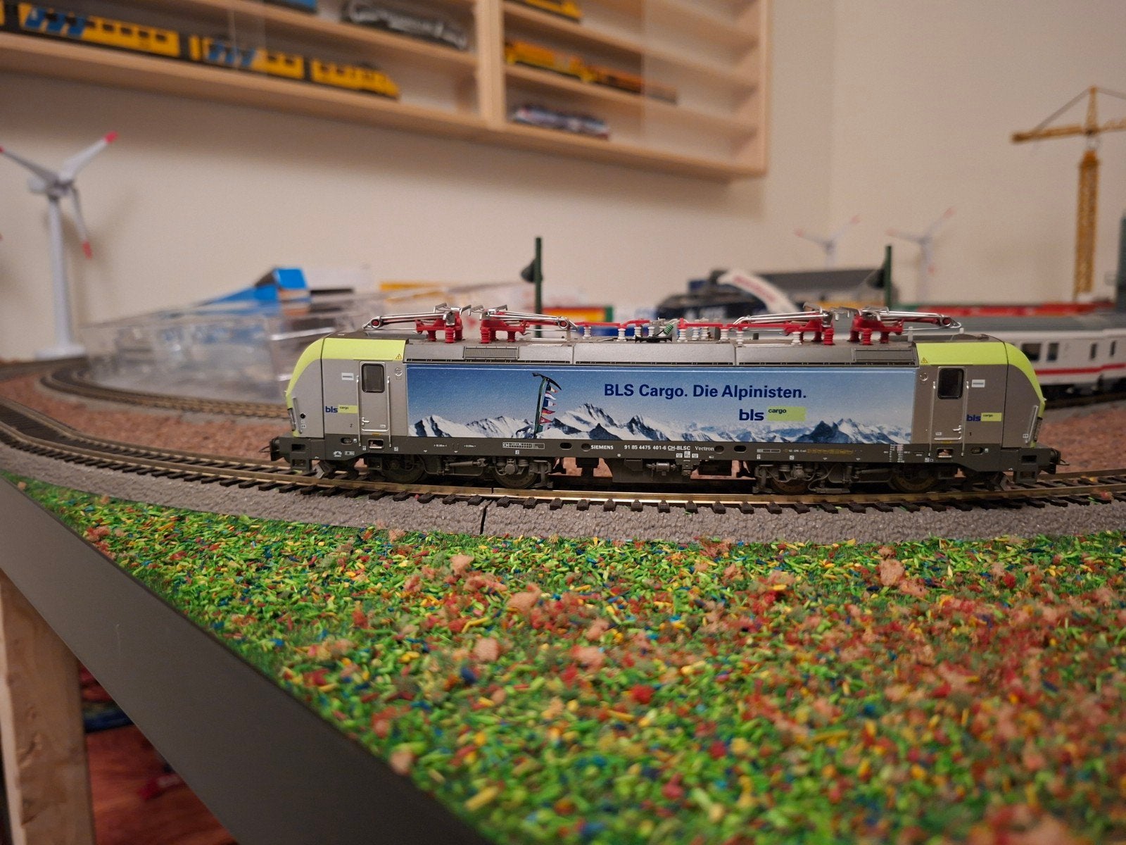 BLSC 475 401 vectron. PIKO 97755., Hobby en Vrije tijd, Verzenden, Piko, Zo goed als nieuw, Gelijkstroom
