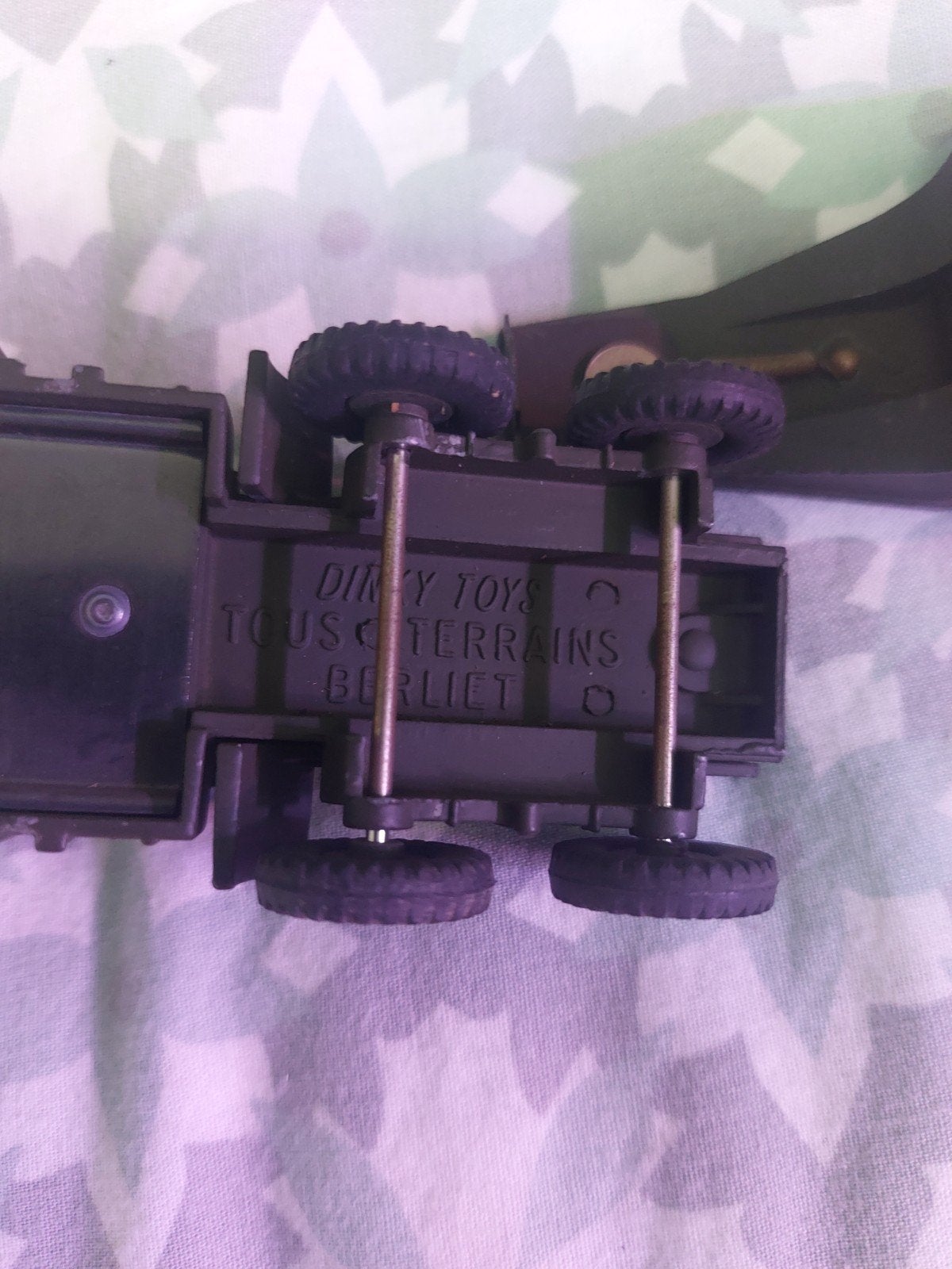 Dinky Toys Supertoys Berliet Legertruck met Oplegger, Ophalen of Verzenden, Gebruikt