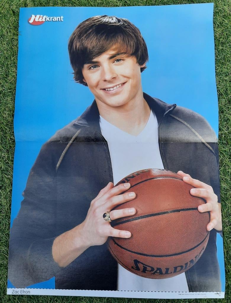 Poster 2x A4 Hitkrant 2009 Zac Efron / Krezip / Talisia, Ophalen of Verzenden, Gebruikt, A1 t/m A3, Film en Tv