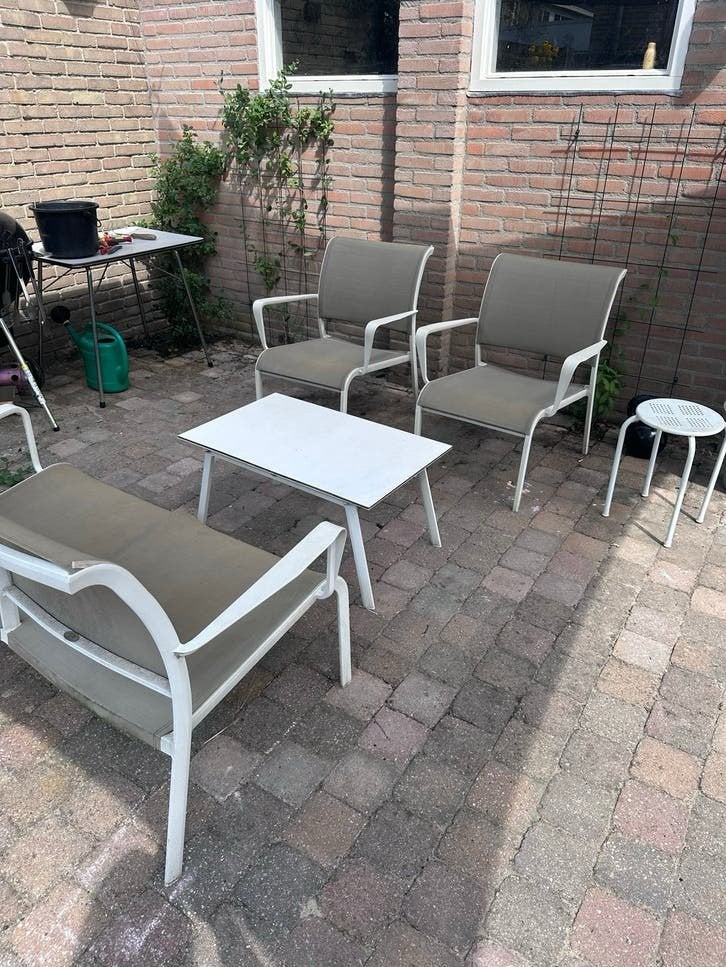 Royal Lifestyle Tuinset - met Stapelbare Stoelen, Tuin en Terras, Ophalen, 4 zitplaatsen, Gebruikt, Eettafel