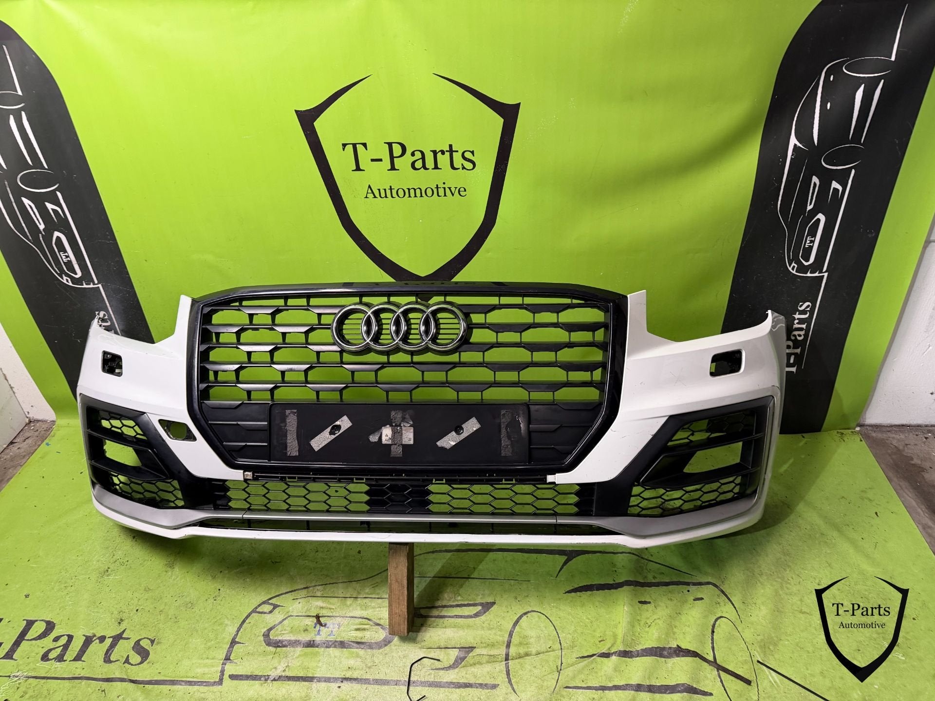 audi Q2 voorbumper bumper, Gebruikt, AUDI AG, Auto-Union-Strasse 1
85045  Ingolstadt, DE, Kundenbetreuung@audi.de