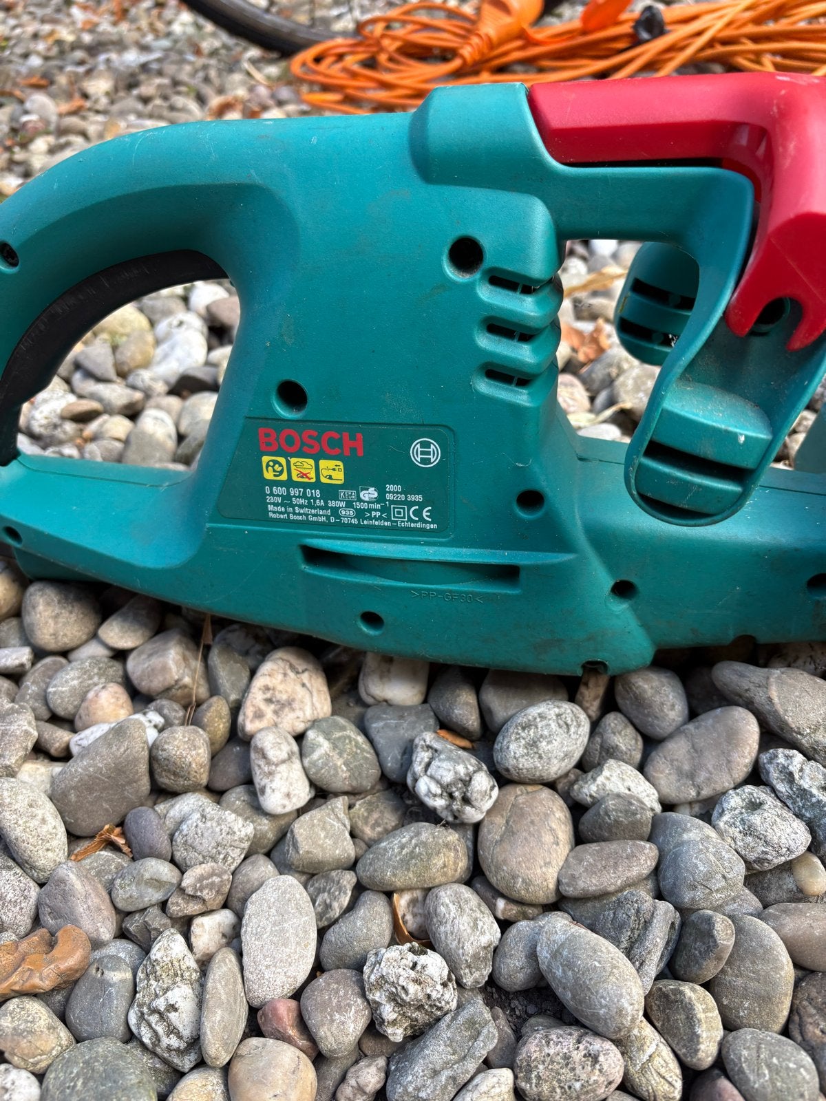 Bosch AHS 2400 elektrische heggenschaar, Tuin en Terras, Heggenscharen, Ophalen of Verzenden, Gebruikt, Elektrisch