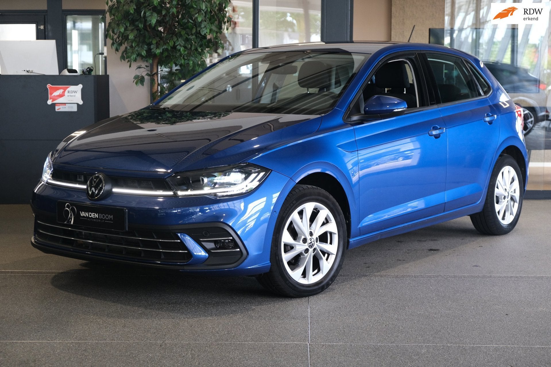 Volkswagen Polo 1.0 TSI 95PK Style DSG IQ Led Navi VirtualPr, Gebruikt, 95 pk, Leder en Stof, Origineel Nederlands