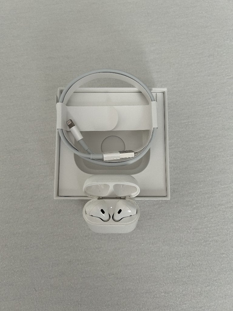 Apple AirPods 2 (linker kanaal geen geluid), In gehoorgang (in-ear), Bluetooth, Ophalen of Verzenden, Zo goed als nieuw