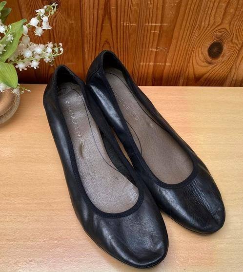 Sleehak schoenen van Novacento maat 42, Schoenen met lage hakken, Zwart, Ophalen of Verzenden, Zo goed als nieuw