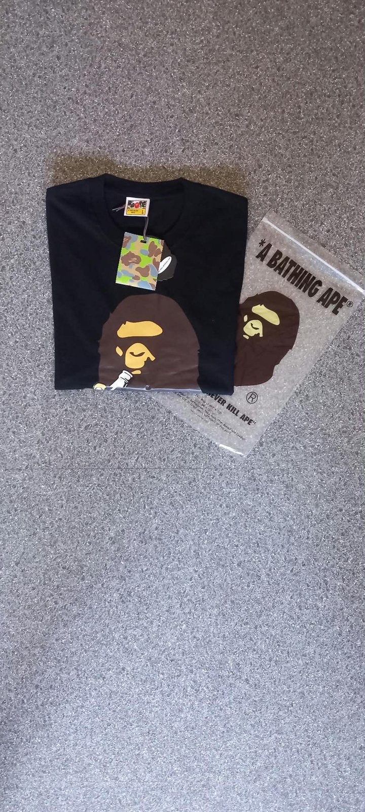 bathing ape (BAPE) coca cola, Kleding | Heren, Verzenden, Zo goed als nieuw, Handschoenen