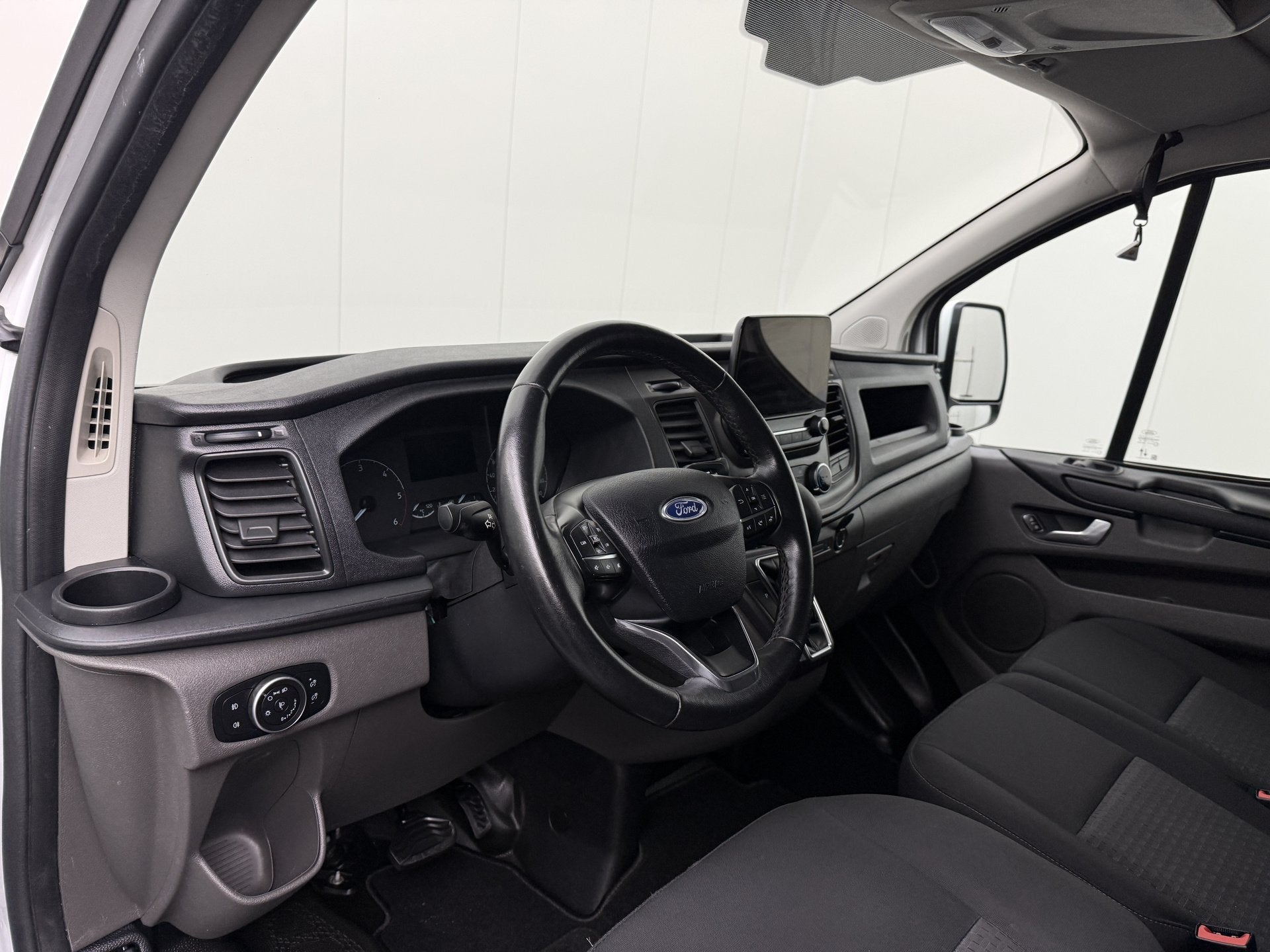 Ford Transit Custom 2.0TDCi 130PK Automaat | Multimedia | Na, Dealer onderhouden, Stof, Gebruikt, 4 cilinders