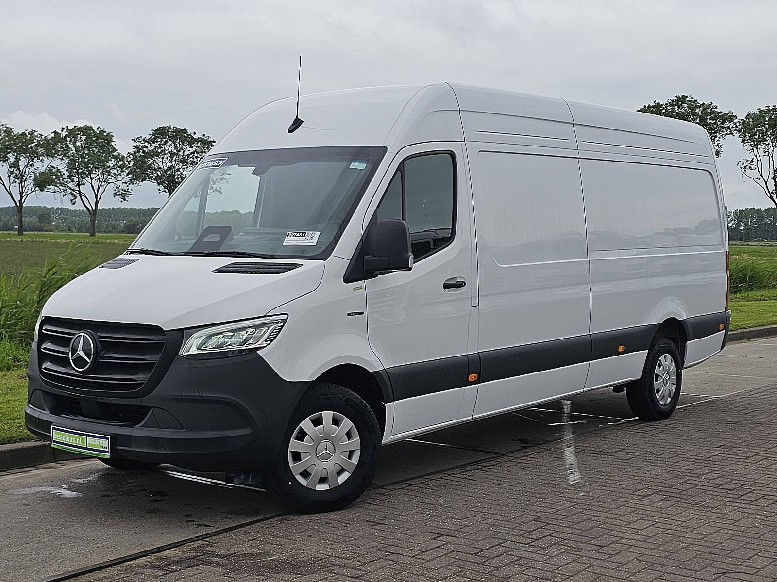 MERCEDES-BENZ ESPRINTER 81 kwh wltp 302 kms, Automaat, Gebruikt, Stoelverwarming, 2920 kg