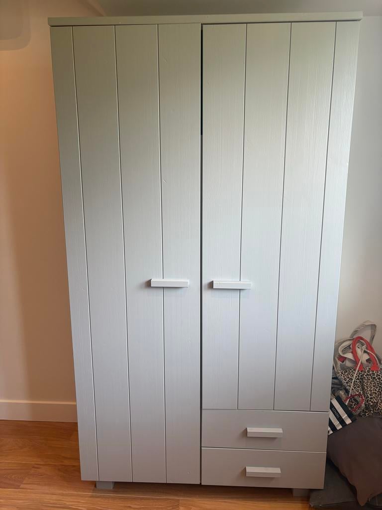 Kledingkast van Woood, Huis en Inrichting, 200 cm of meer, Zo goed als nieuw, Met lade(s), Overige houtsoorten