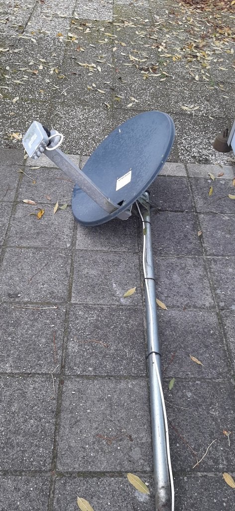 schotelantenne, Caravans en Kamperen, Ophalen, Gebruikt
