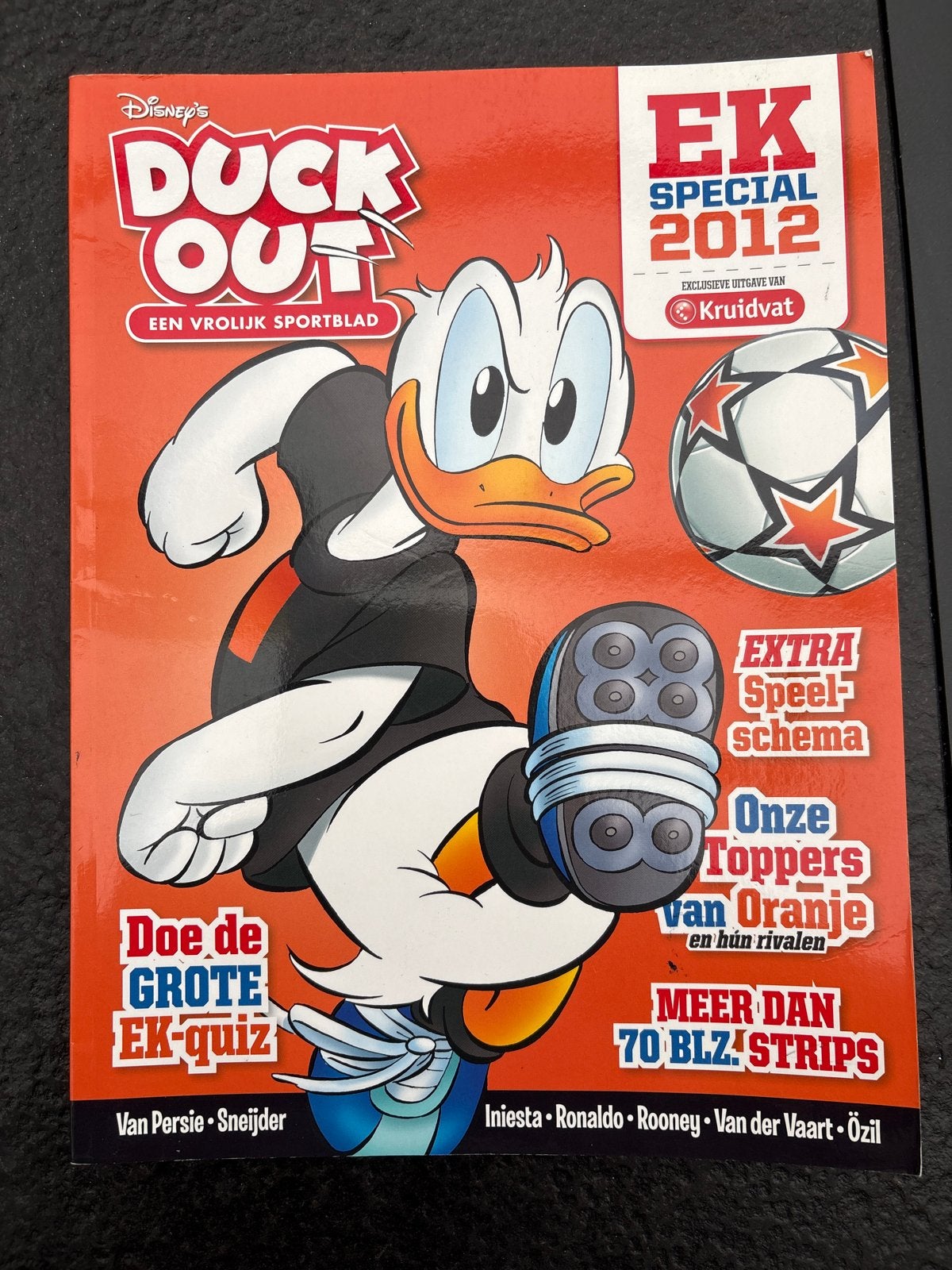 Donald Duck Duck Out EK Special 2012 - Voetbalblad, Eén stripboek, Ophalen of Verzenden, Zo goed als nieuw