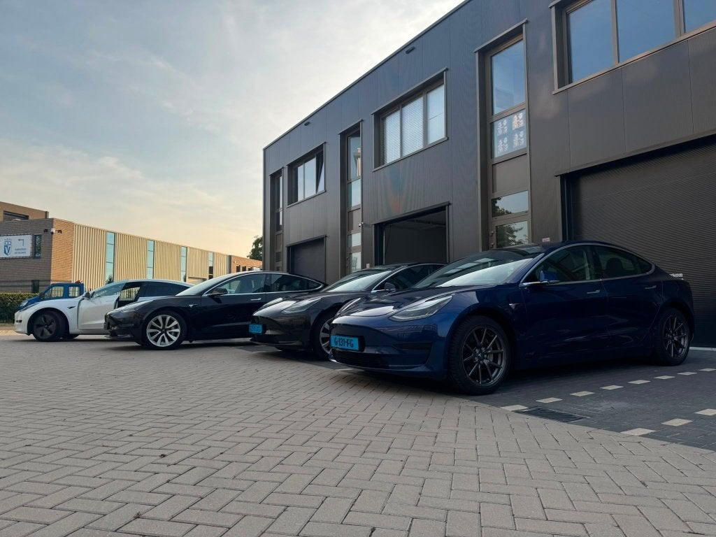 Tesla taxi huren/ pachten/ taxi verhuur / tesla model 3/S/X, Automaat, Te koop, Model 3, Elektrisch