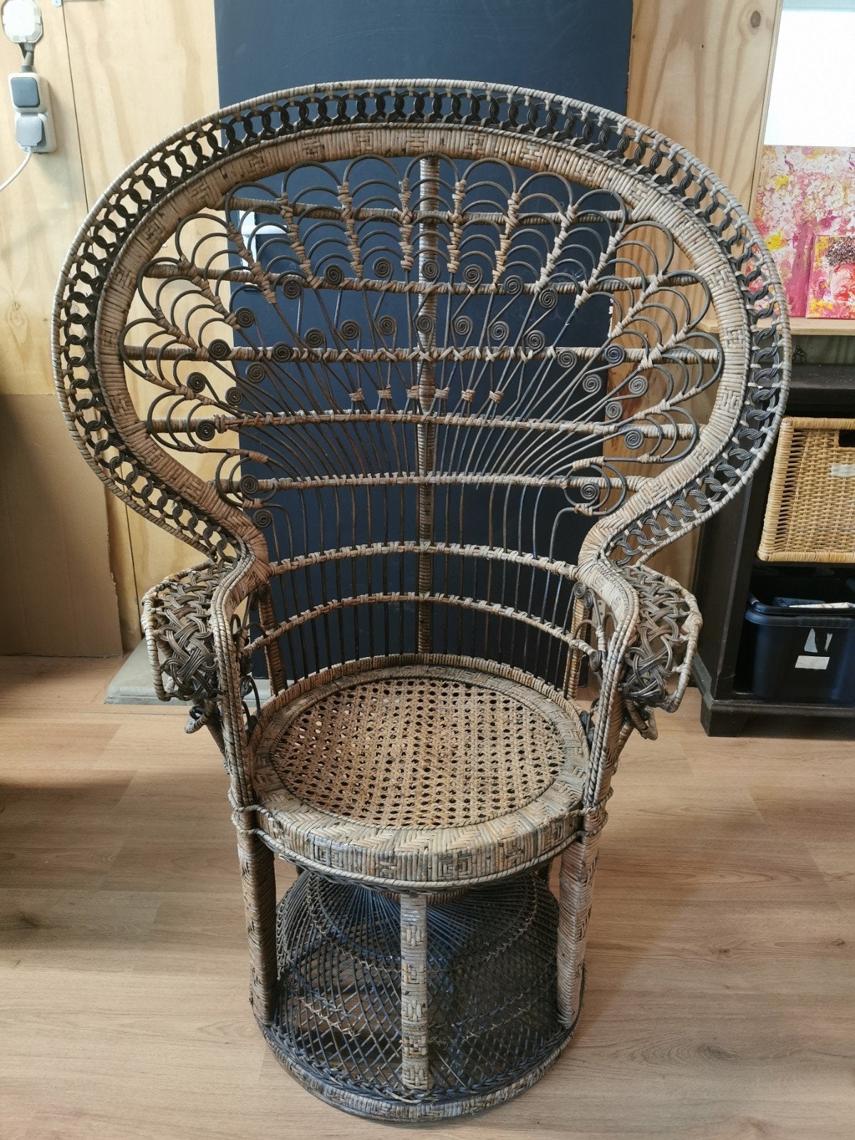 Vintage Emanuelle pauwenstoel, Ophalen, Gebruikt, Minder dan 75 cm, 75 tot 100 cm