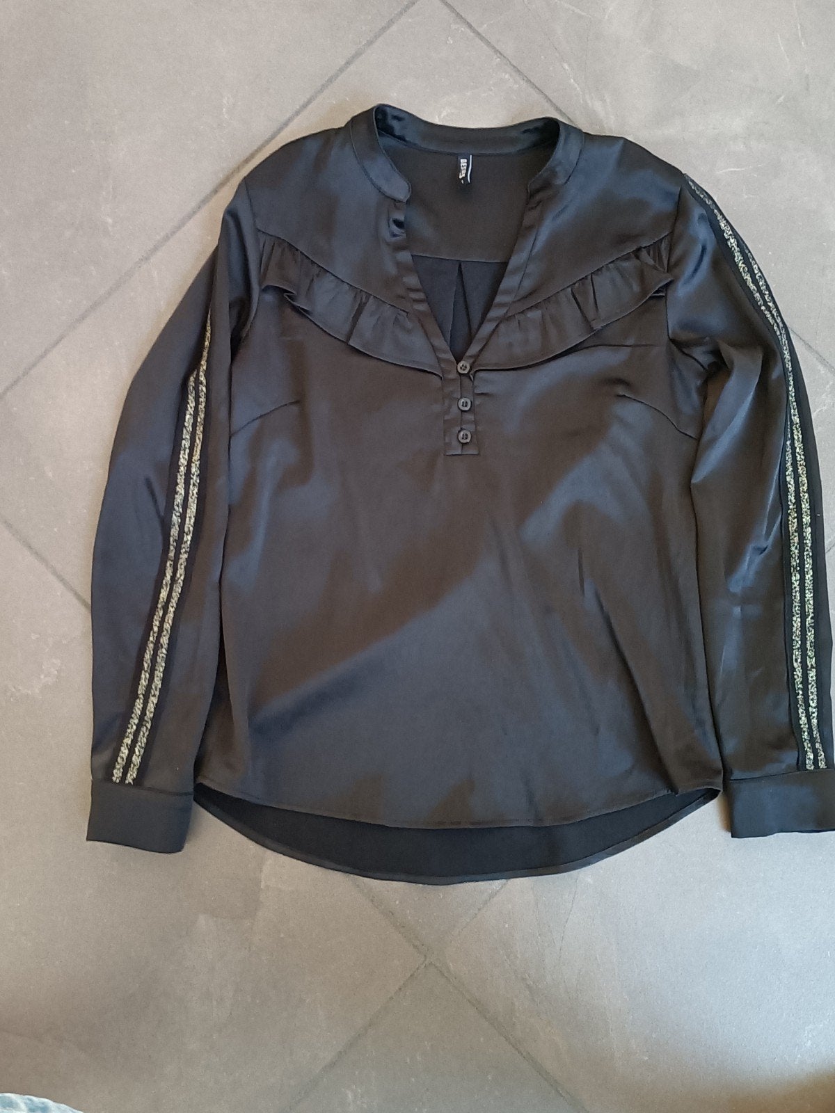 Zwarte blouse met gouden details - Desires, Desires, Zwart, Ophalen of Verzenden, Zo goed als nieuw