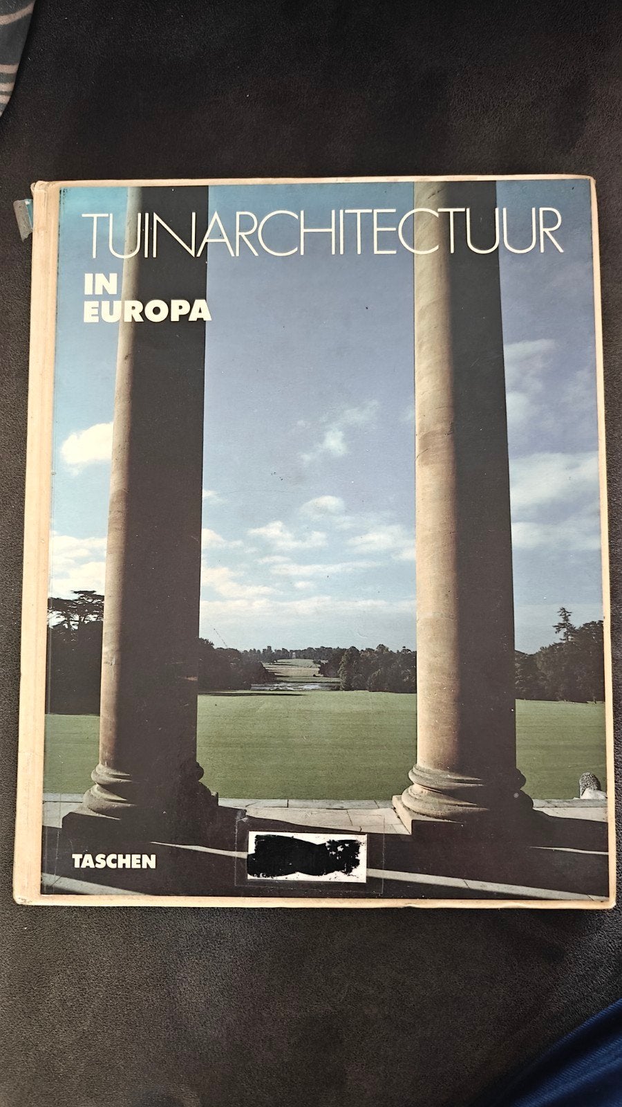Tuinarchitectuur in Europa - Taschen, Ophalen of Verzenden, Gelezen, Overige onderwerpen