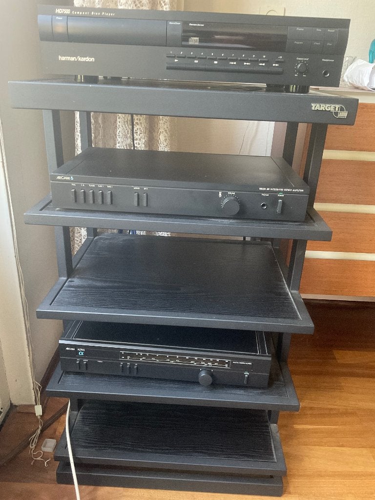 High-end audio installatie – Linn / Arcam / Harman Kardon, Stereo speakers, Zo goed als nieuw, Inclusief kabels, Ophalen